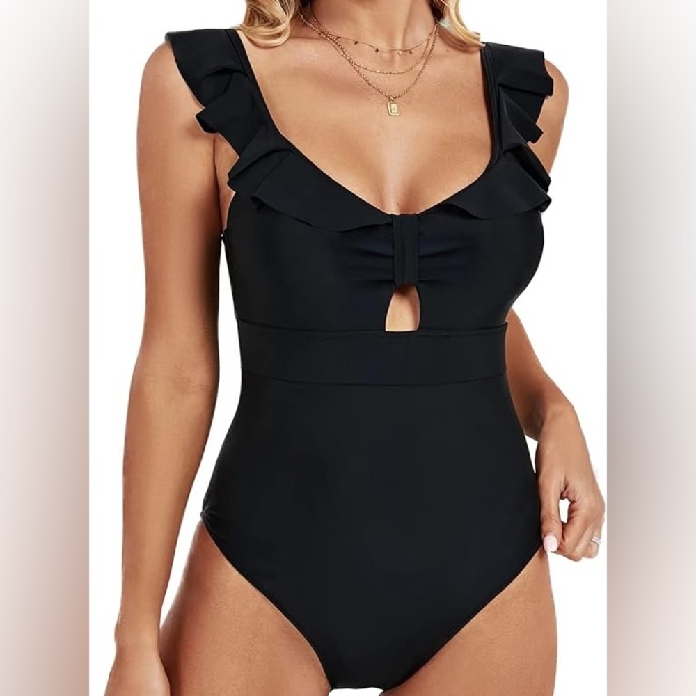 NWT Women’s Cici Bird‎ One Piece Cutout Ruffled Swimsuit Black - Small